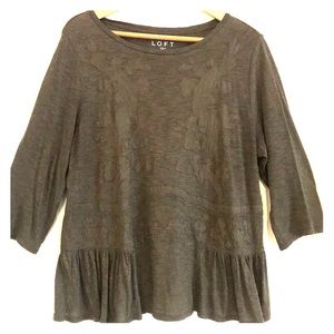 LOFT 3/4 sleeve tee with appliqué + peplum bottom